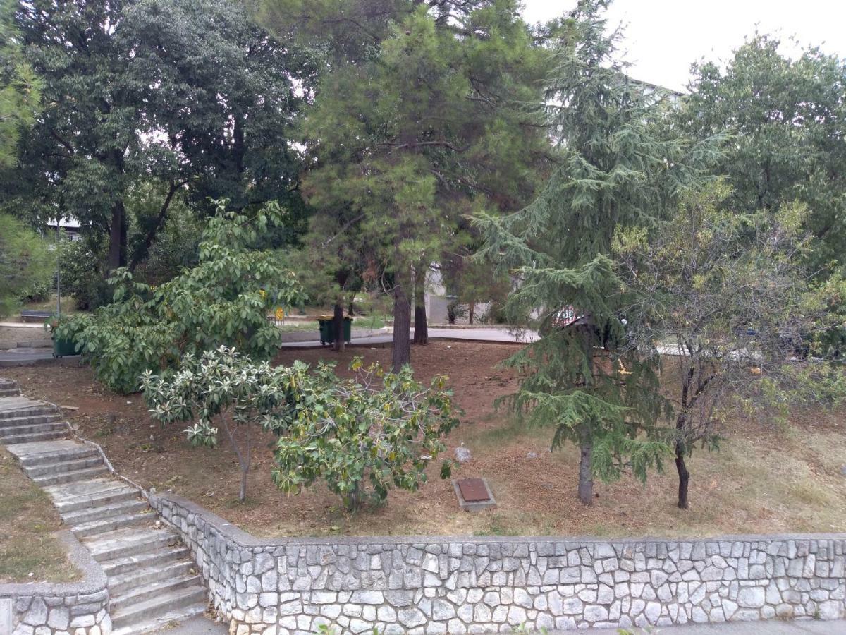 Giardino Apartment *